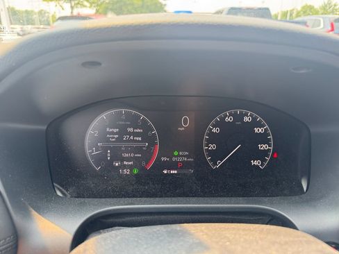 Used 2025 Honda HR-V LX image 16