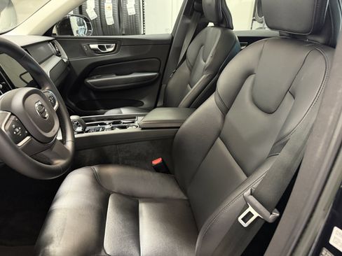 Used 2020 Volvo XC60 T5 Inscription AWD/4WD image 12