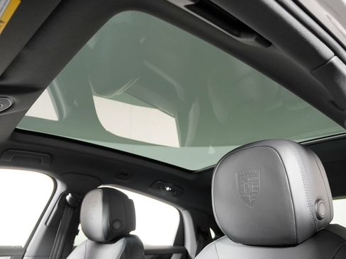 New 2026 Porsche Cayenne Coupe AWD/4WD image 18