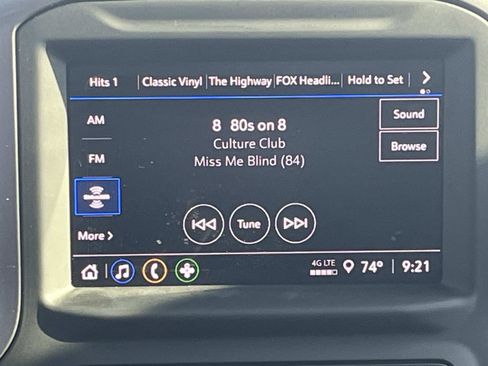 Used 2024 Chevrolet Silverado 1500 Custom Trail Boss w/ LPO, Dark Essentials Package image 18