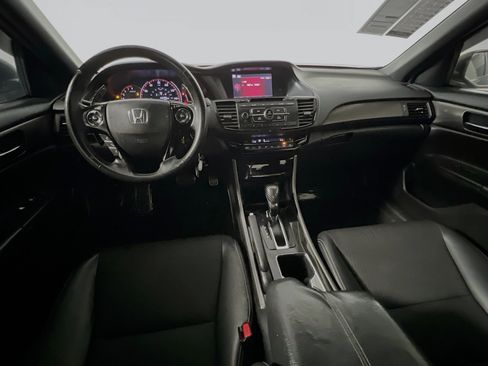 Used 2016 Honda Accord Sport image 29
