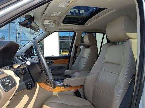 Used 2013 Land Rover Range Rover Sport HSE AWD/4WD image 28