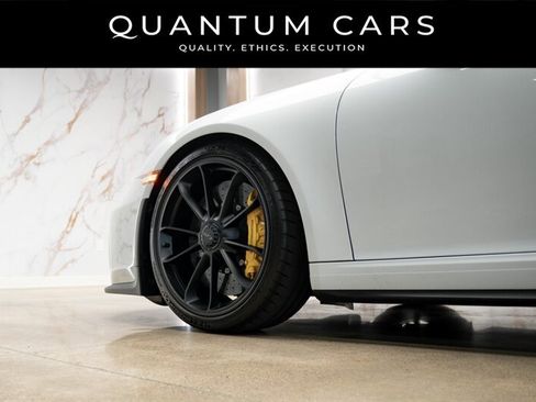 Used 2018 Porsche 911 GT3 RWD image 30