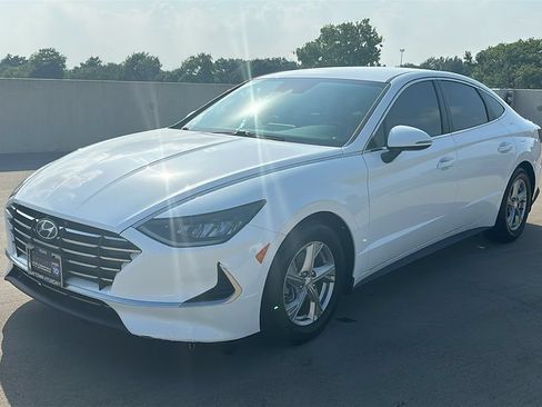 Used 2022 Hyundai Sonata SE FWD image 8