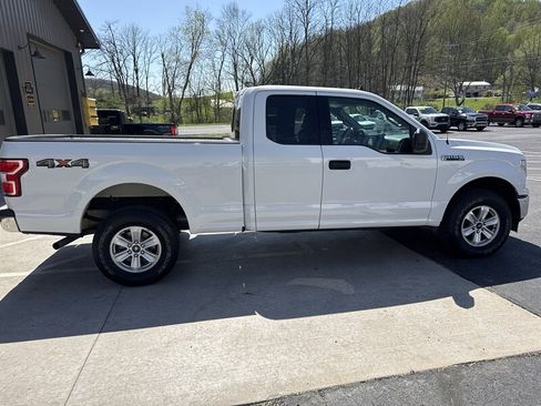 Used 2020 Ford F150 XLT w/ Equipment Group 301A Mid AWD/4WD image 3
