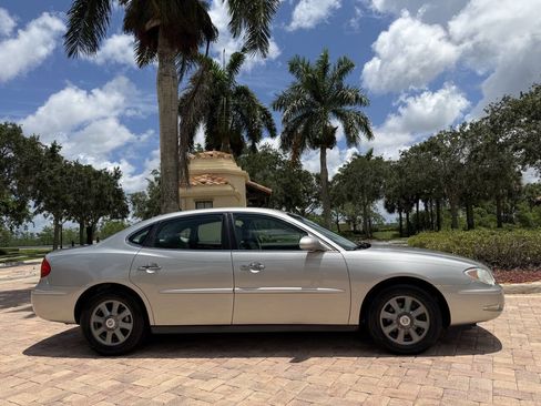 Used 2007 Buick LaCrosse CX FWD image 3