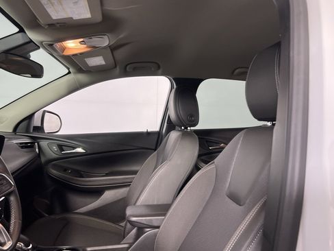 Used 2025 Buick Encore GX Preferred image 23