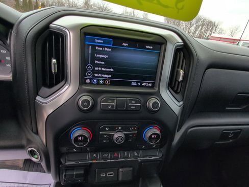 Used 2021 Chevrolet Silverado 1500 RST image 21