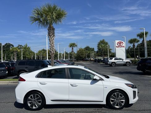 Used 2019 Hyundai Ioniq Limited w/ Ultimate Package 02 FWD image 11