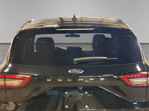 Certified 2025 Ford Escape ST-Line AWD/4WD image 14