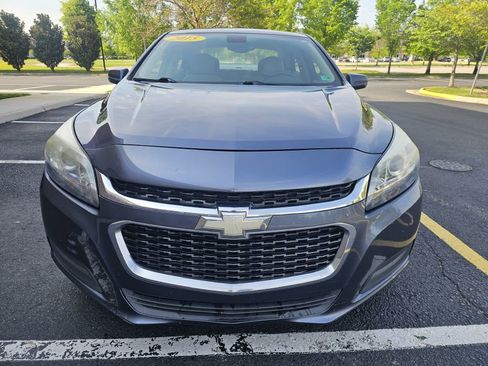 Used 2015 Chevrolet Malibu LT w/ Power Convenience Package image 9