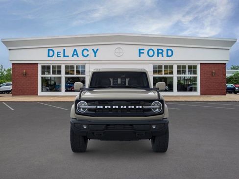 New 2026 Ford Bronco Outer Banks image 6