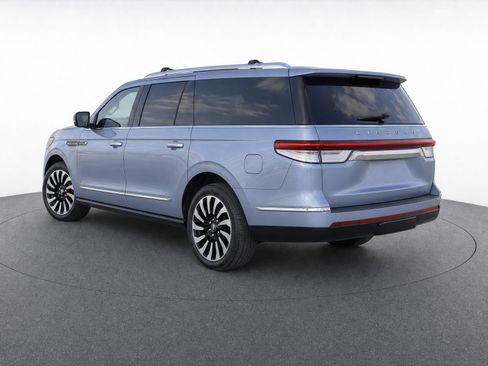 Used 2022 Lincoln Navigator L Black Label AWD/4WD image 3
