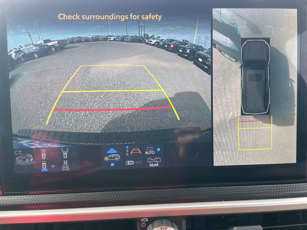 Used 2025 Toyota 4Runner Limited AWD/4WD image 11
