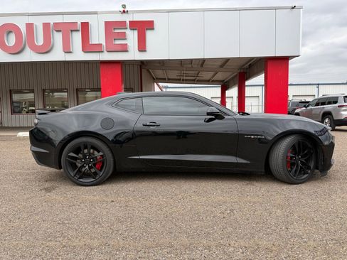 Used 2023 Chevrolet Camaro SS RWD image 3