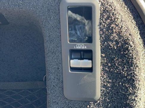 New 2025 Land Rover Range Rover SE image 14