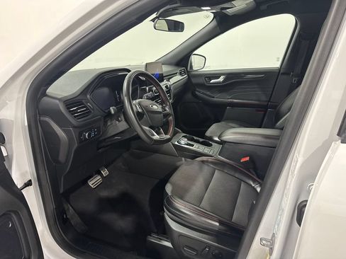 Used 2023 Ford Escape ST-Line AWD/4WD image 17