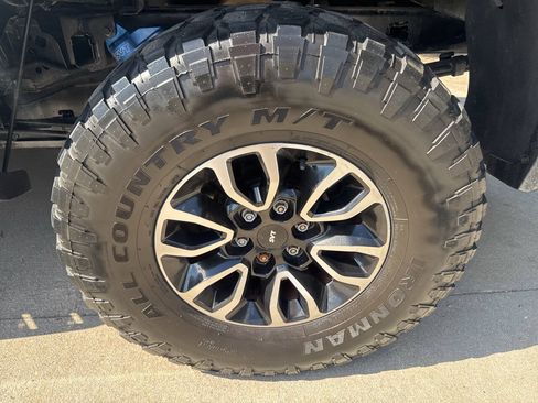 Used 2012 Ford F150 Raptor AWD/4WD image 25