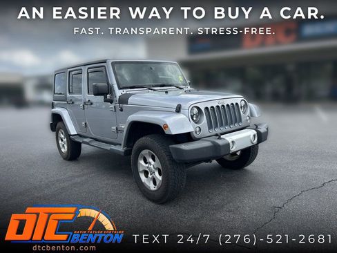Used 2015 Jeep Wrangler Unlimited Sahara w/ Dual Top Group AWD/4WD image 1