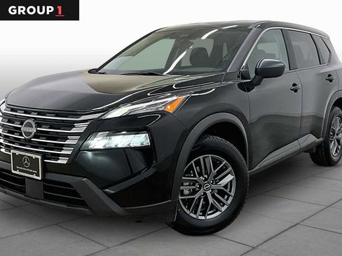 Used 2024 Nissan Rogue S FWD image 1