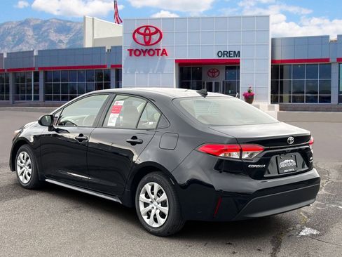 Used 2026 Toyota Corolla LE image 4