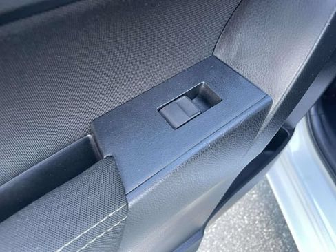 Used 2019 Toyota Corolla LE FWD image 14
