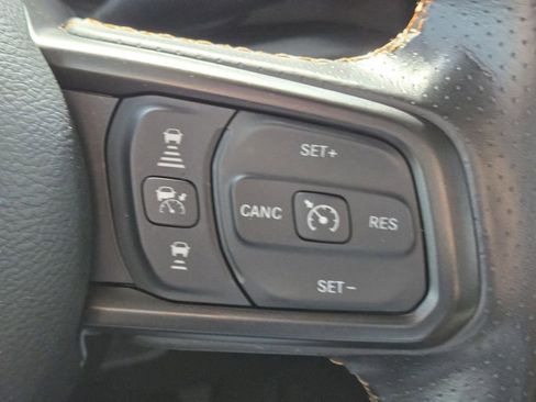 Used 2024 Jeep Gladiator Mojave image 26