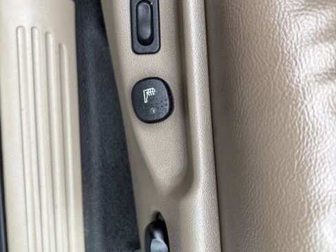 Used 2004 Ford Explorer Sport Trac XLT AWD/4WD image 20
