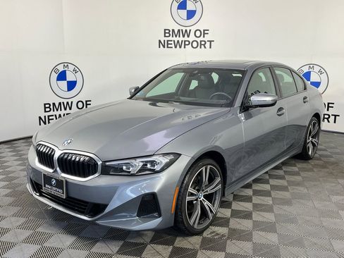 Certified 2023 BMW 330i xDrive Sedan w/ Premium Package AWD/4WD image 4