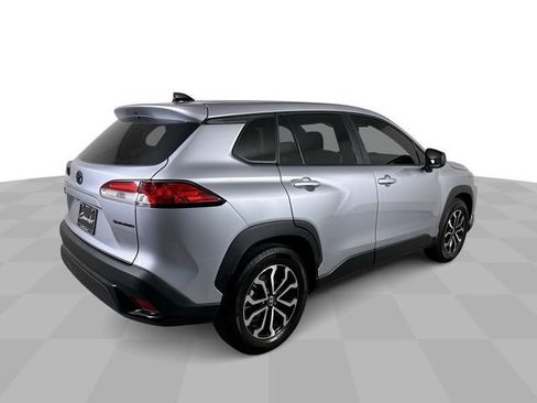 Used 2025 Toyota Corolla Cross AWD Hybrid image 8