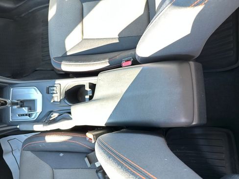 Used 2020 Subaru Crosstrek 2.0i Premium image 19