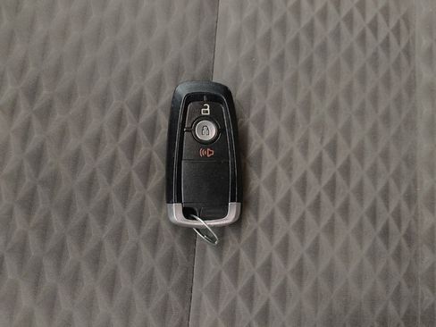 Used 2022 Ford Escape SE FWD image 32