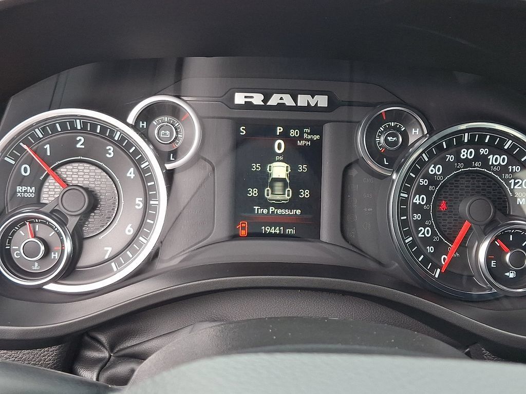 Used 2023 RAM 1500 Big Horn AWD/4WD image 19