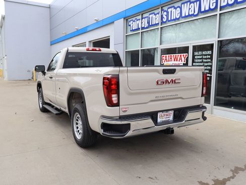New 2026 GMC Sierra 1500 Pro AWD/4WD image 8