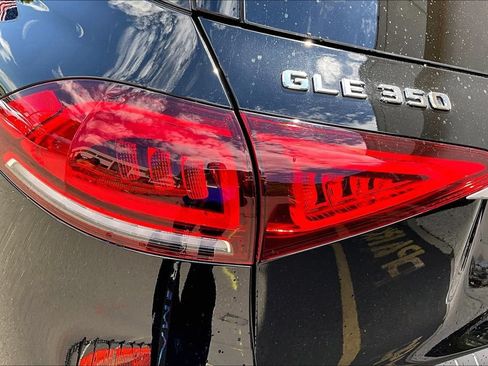 Certified 2022 Mercedes-Benz GLE 350 4MATIC w/ AMG Line Exterior image 32