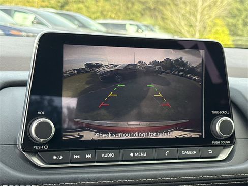 Certified 2023 Nissan Rogue SV image 34