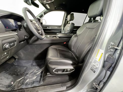 Used 2022 Jeep Wagoneer Series II image 22