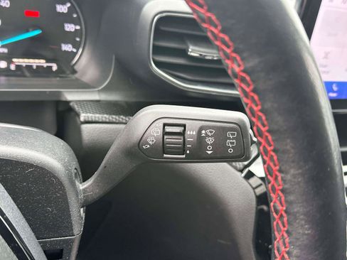 Used 2023 Ford Explorer ST-Line w/ Class IV Trailer Tow Package image 25