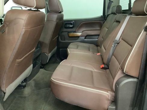 Used 2016 Chevrolet Silverado 2500 High Country w/ Duramax Plus Package AWD/4WD image 7