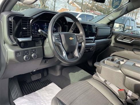 Certified 2023 Chevrolet Silverado 1500 LT image 10