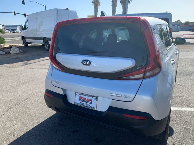 Used 2020 Kia Soul EX FWD image 4