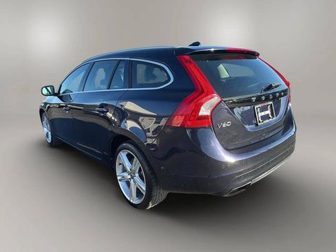 Used 2016 Volvo V60 T5 Platinum AWD/4WD image 5