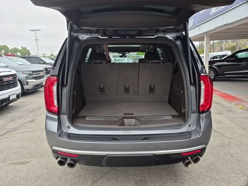 Used 2021 GMC Yukon Denali w/ Denali Premium Package AWD/4WD image 19