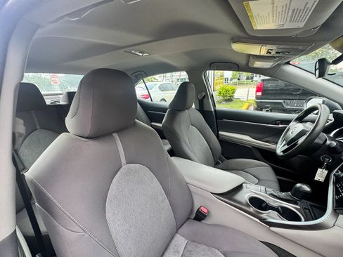 Used 2023 Toyota Camry LE FWD image 17