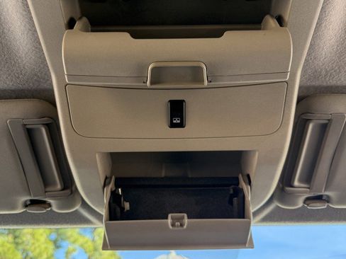 Used 2012 Nissan Titan SV image 38