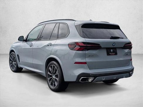 New 2026 BMW X5 xDrive50e AWD/4WD image 5