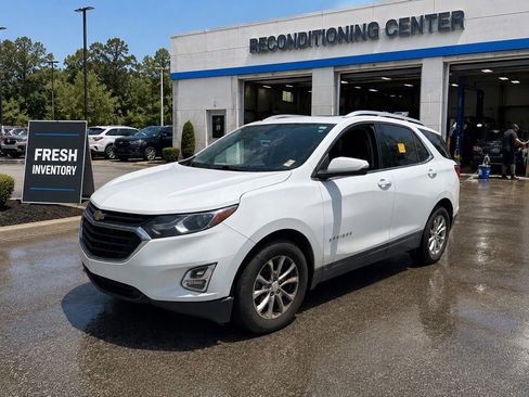 Used 2019 Chevrolet Equinox LT w/ Sun & Navigation Package FWD image 1