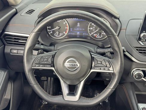 Used 2019 Nissan Altima 2.5 SR w/ SR Premium Package image 19