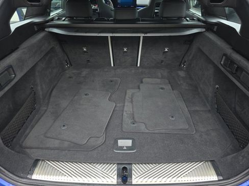 Used 2025 BMW M5 Touring image 15