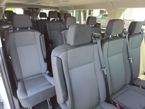 Used 2025 Ford Transit 350 XLT RWD image 19